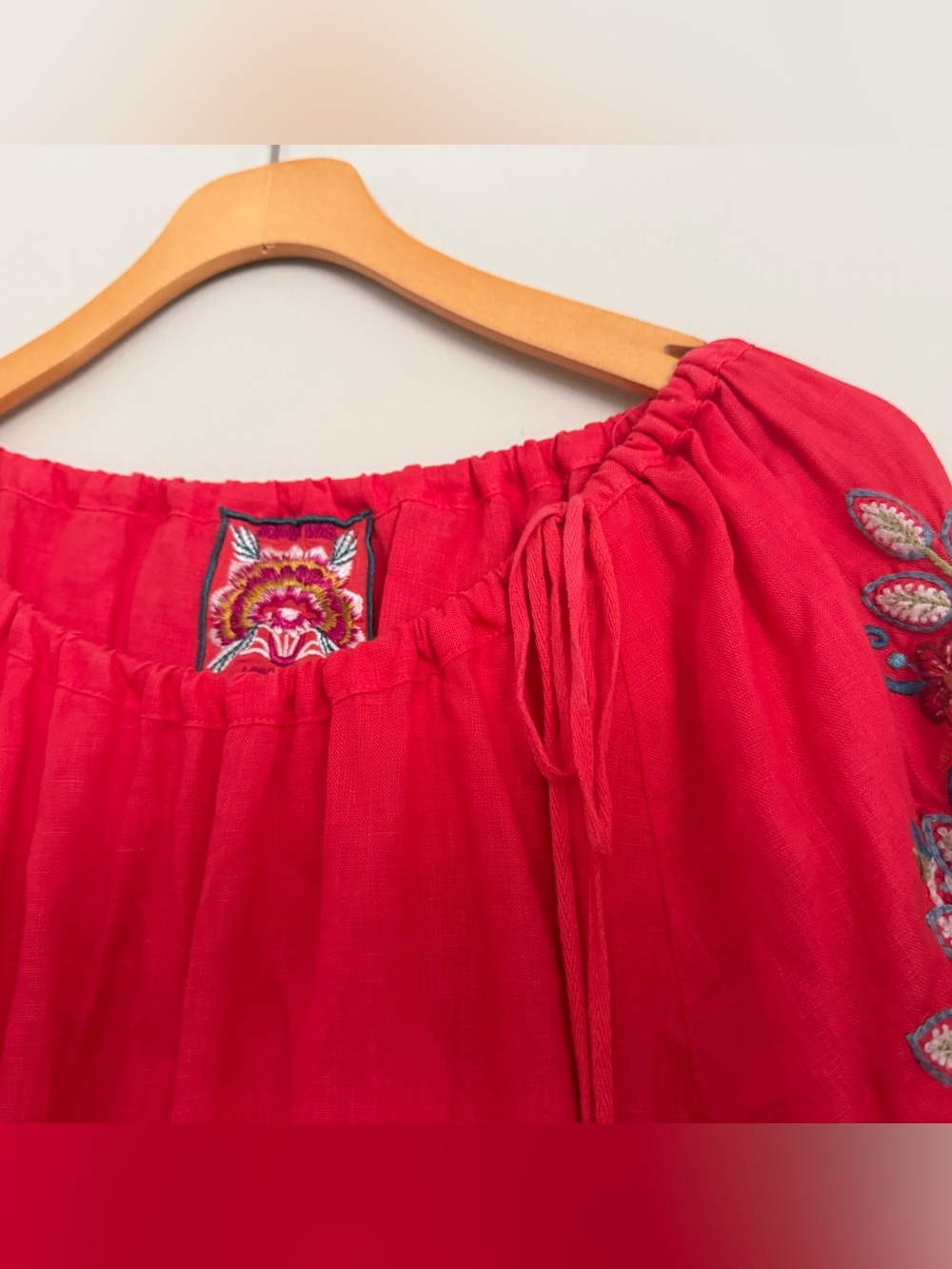 Johnny Was Maisie Peasant Tie Embroidered Blouse Linen Boho Coral Size Small - Picture 14 of 16